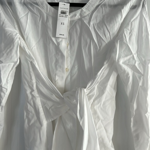 Ann Taylor Blouse - Picture 2 of 5